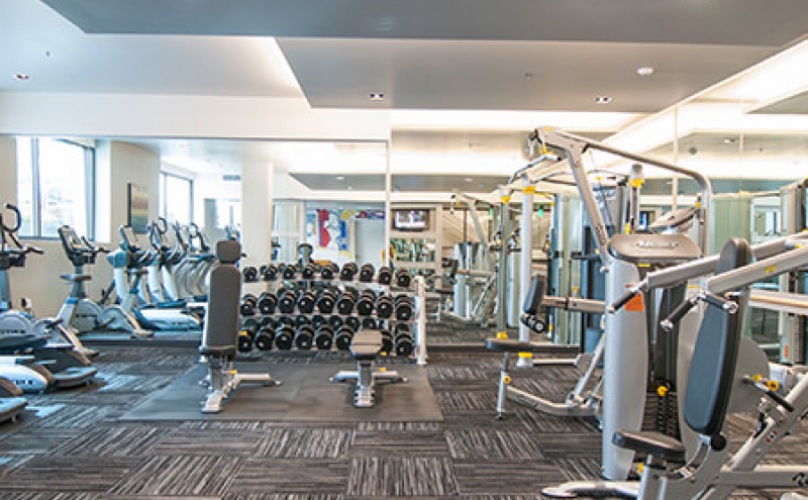 Apartments Seattle - Cyrene Fitness Center with Weights and Cardio Machines